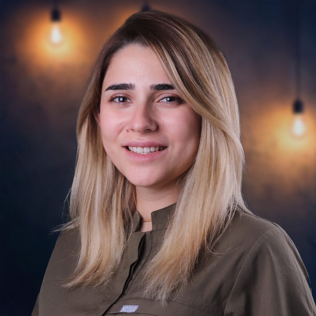 Dt. Yağmur Çömlekçioğlu