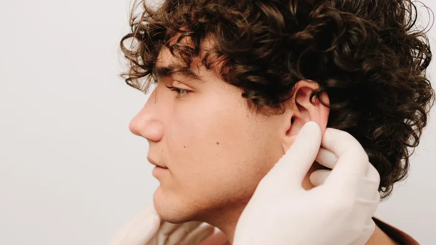 رأب الأذن: شكّل أذنيك page background