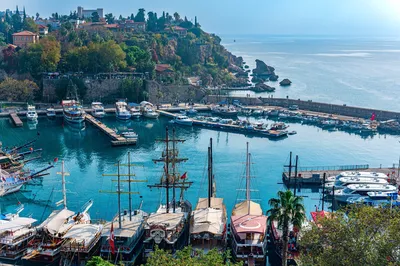 When Is the Best Time to Travel to Turkey for Dental Care?